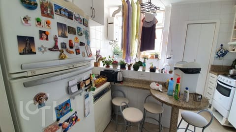 Image 14 - 227774